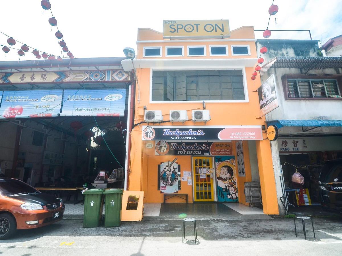 Spot On 89886 Backpacker'S Stay Services Kuching Exterior foto