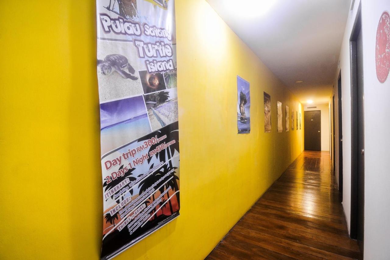 Spot On 89886 Backpacker'S Stay Services Kuching Exterior foto